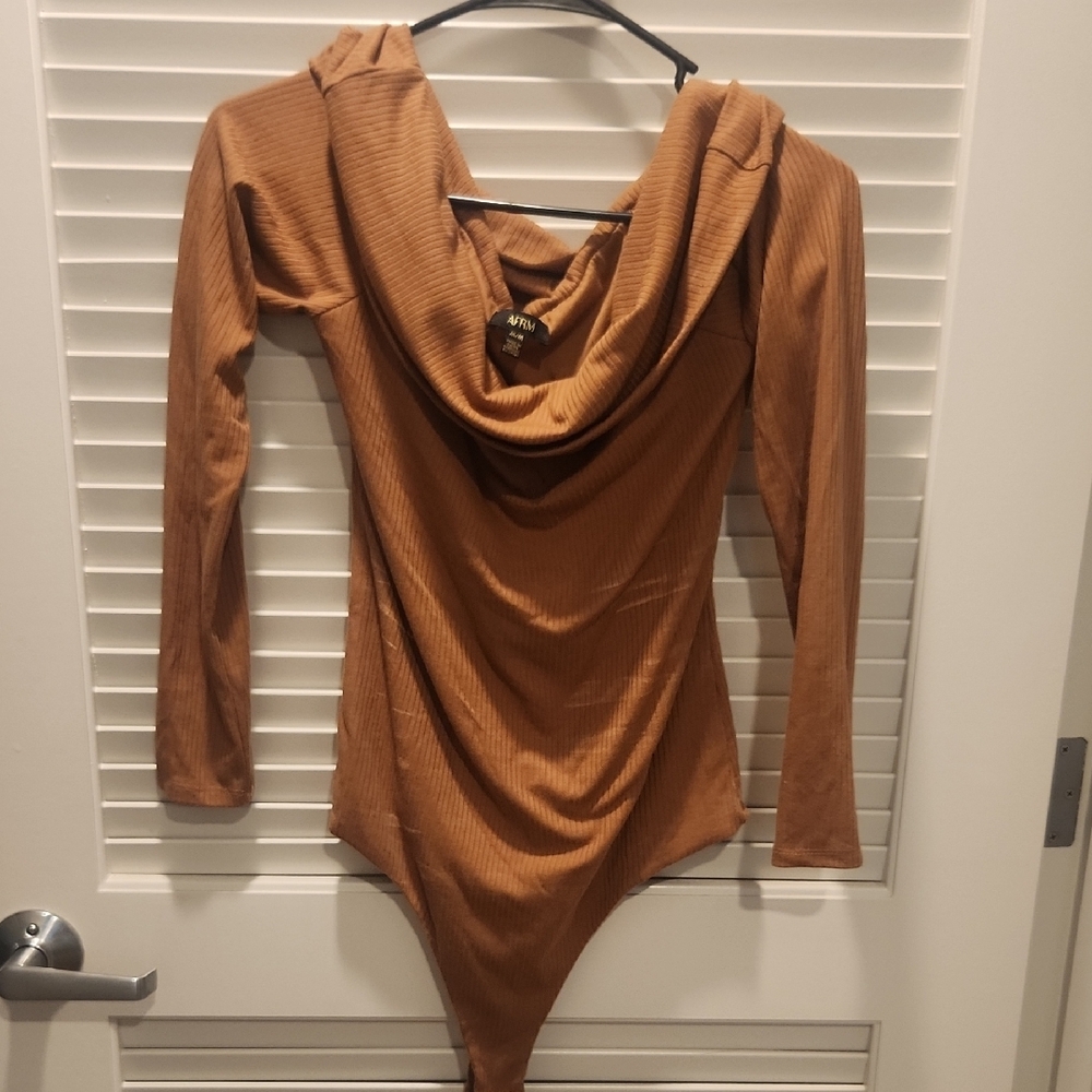 AFRM Brown Cowl Neck Sweater with Turtleneck Style